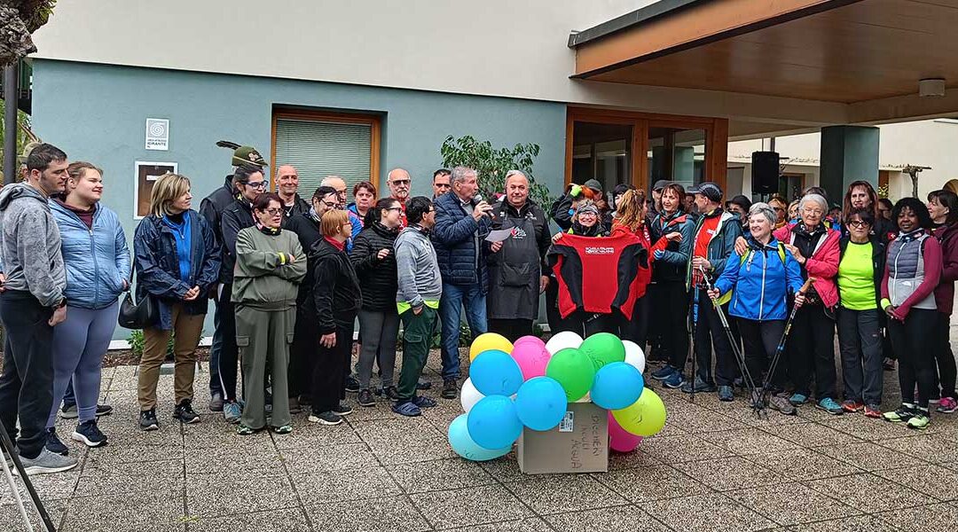 Una festa la camminata della solidarietà
